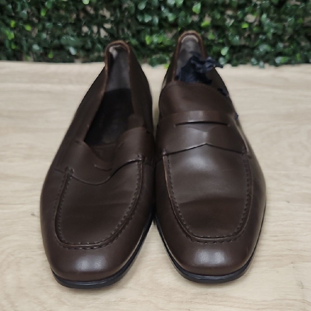 Tod's Brown Leather Loafers Slip-On Classic